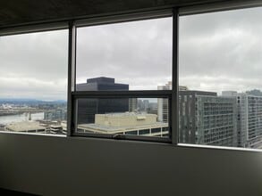 1500 SW 5th Ave, Unit 1805 in Portland, OR - Foto de edificio - Building Photo