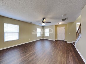 3779 Marshlane Way in Raleigh, NC - Foto de edificio - Building Photo