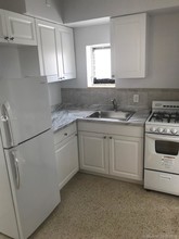 740 SW 7th St-Unit -5 in Miami, FL - Building Photo - Building Photo