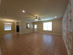 800 Jaxon Dr in Whitehouse, TX - Building Photo - Building Photo