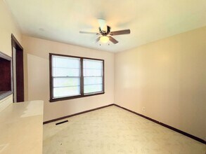 1427 N Harding Ave in Wichita, KS - Building Photo - Building Photo
