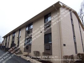 2703 Voelkel Ave in Pittsburgh, PA - Building Photo