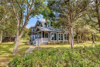 1695 Sterling Woods Rd in Southold, NY - Building Photo - Building Photo