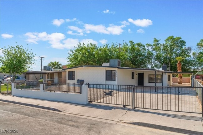 property at 3320 Osage Ave