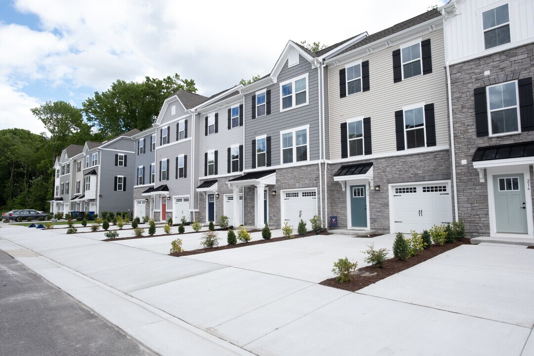 222 Tern Ct in Chesapeake, VA - Building Photo