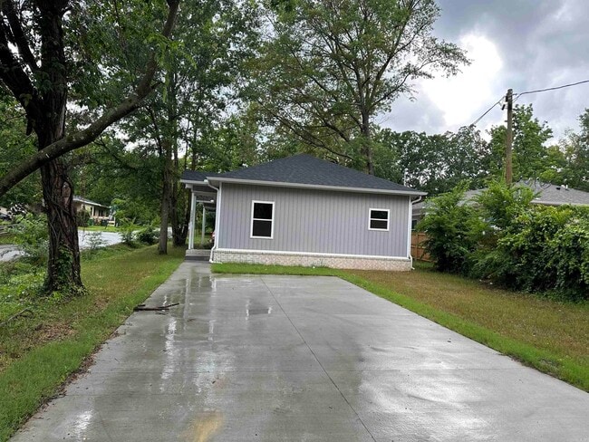 1523 Cedar St in Little Rock, AR - Building Photo - Building Photo