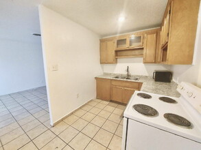 2519 N Carroll St in North Las Vegas, NV - Foto de edificio - Building Photo