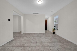 13067 Mills Grove Dr in Houston, TX - Building Photo - Building Photo