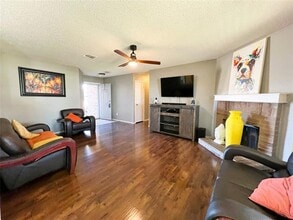 1412 Anna Lea Ln in Burleson, TX - Building Photo - Building Photo