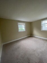 2421 Hollywood Pl in South Bend, IN - Building Photo - Building Photo