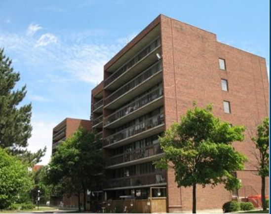 The Windsor Apartments in Mississauga, ON - Building Photo