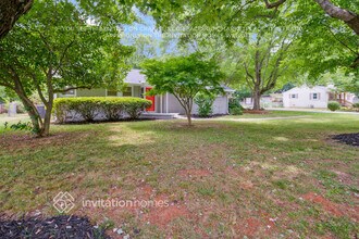 1500 Thompson Ave in Charlotte, NC - Building Photo - Building Photo