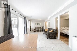 149 Silver Maple Rd in Richmond Hill, ON - Building Photo - Building Photo