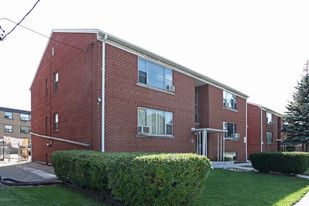 88 Trethewey Dr Apartments