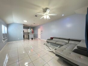 12746 Wisteria Park Dr in Houston, TX - Building Photo - Building Photo