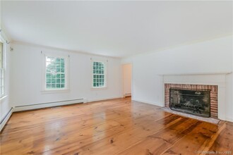 457 White Oak Shade Rd in New Canaan, CT - Building Photo - Building Photo