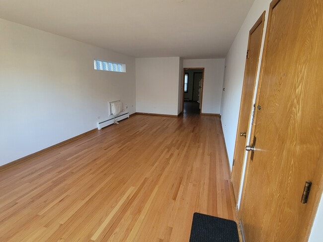 7226 W Belden Ave, Unit 2 in Elmwood Park, IL - Building Photo - Building Photo