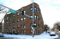 7622 N Sheridan Rd in Chicago, IL - Foto de edificio - Building Photo