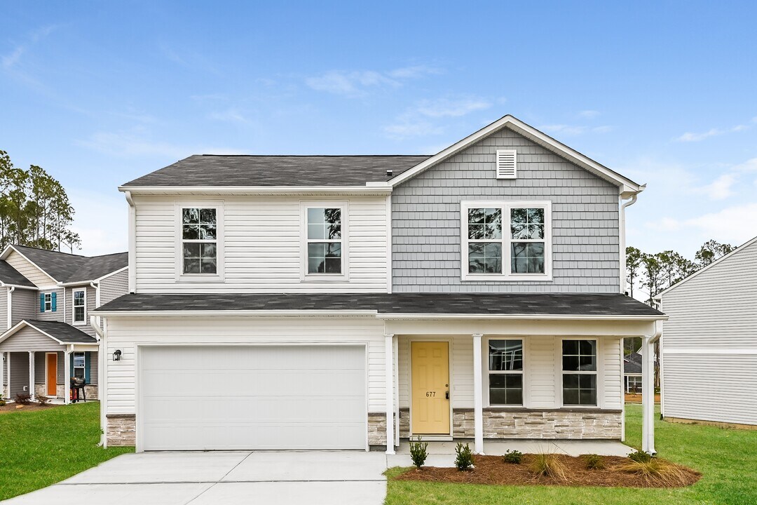 664 Savanac St SE in Bolivia, NC - Foto de edificio