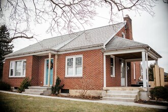 1104 Anderson Ferry Rd in Mount Joy, PA - Building Photo - Building Photo