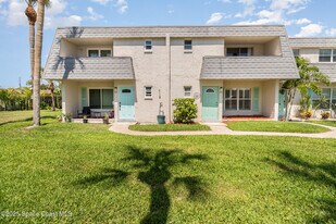 446 Blue Jay Ln in Satellite Beach, FL - Building Photo