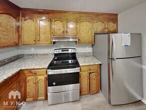 4620 Hickory Grove Rd in Mount Holly, NC - Building Photo - Building Photo