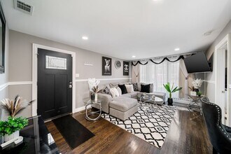 934 W Vermont St in Chicago, IL - Building Photo - Building Photo