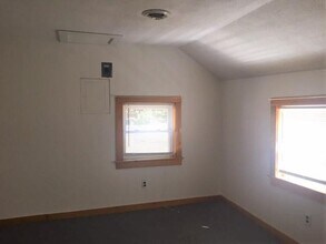 241 Squantum Rd in Jaffrey, NH - Building Photo - Building Photo