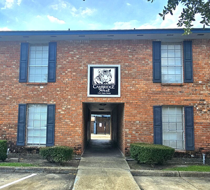 Cambridge West Apartments in Baton Rouge, LA - Foto de edificio