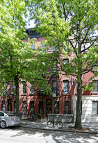 537 Clinton St Apartments