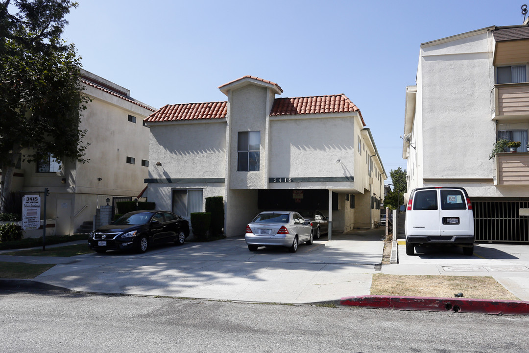 3415 Mentone Ave in Los Angeles, CA - Foto de edificio