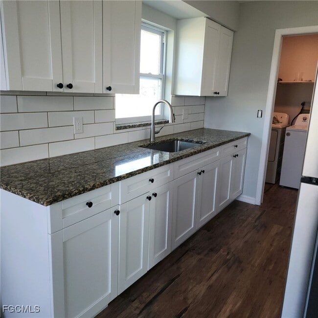 1021 NE 8th Terrace in Cape Coral, FL - Building Photo - Building Photo