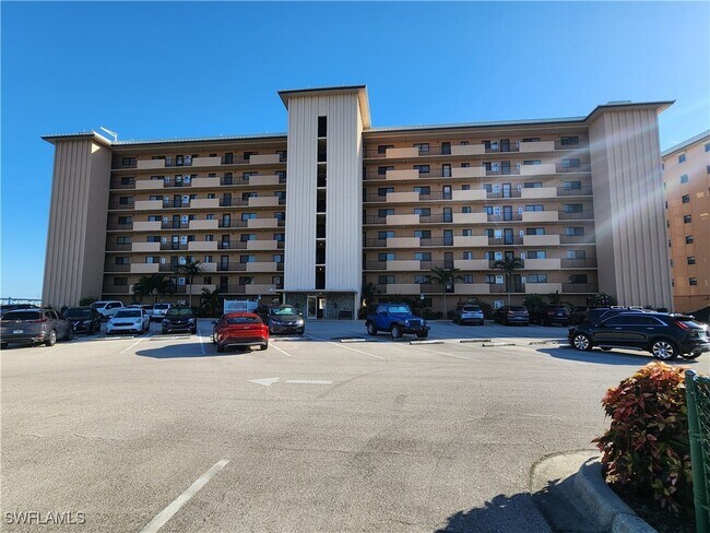 property at 4280 SE 20th Pl