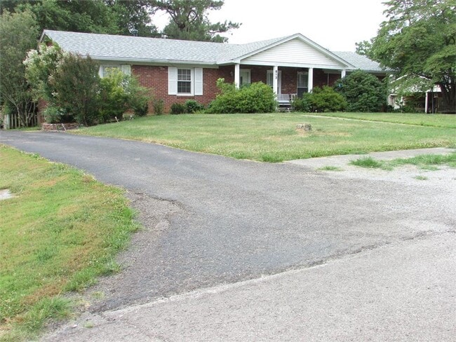 813 Mohave Ct in Elizabethtown, KY - Foto de edificio - Building Photo