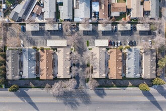 Pacheco Luxury Townhomes in Bakersfield, CA - Building Photo - Building Photo