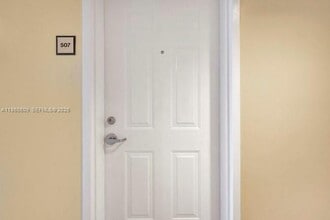 435 SW 12th Ave in Miami, FL - Building Photo - Building Photo