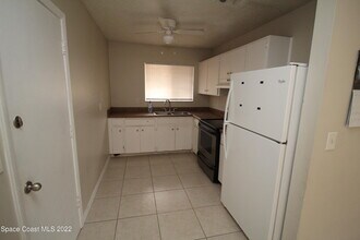 992 Sable Cir SE in Palm Bay, FL - Building Photo - Building Photo