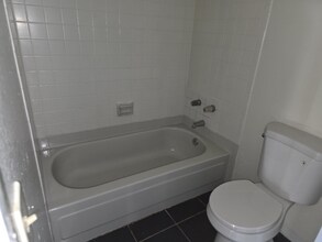 2512 N Carroll St, Unit A in North Las Vegas, NV - Building Photo - Building Photo