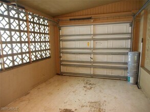 2254 Chandler Ave in Ft. Myers, FL - Building Photo - Building Photo