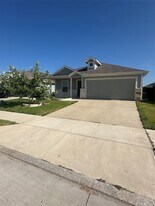 202 Lemongrass Dr in Princeton, TX - Building Photo