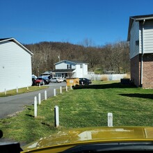 Countryside Apartments in Abingdon, VA - Building Photo - Building Photo