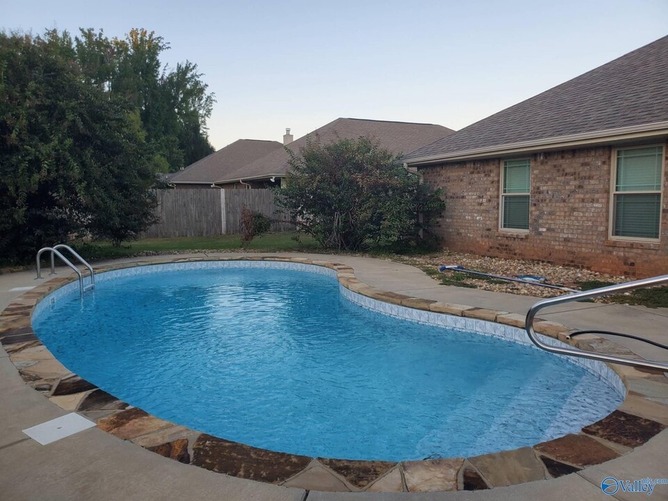 246 Healey Dr in Madison, AL - Building Photo