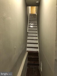 819 E Allegheny Ave - 8