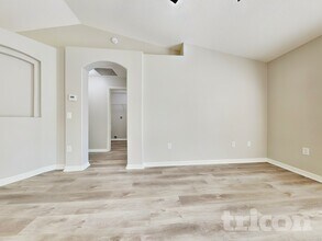 54 Reidsville Dr in Palm Coast, FL - Foto de edificio - Building Photo