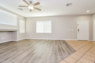 4044 Companionship Ct in North Las Vegas, NV - Building Photo - Building Photo