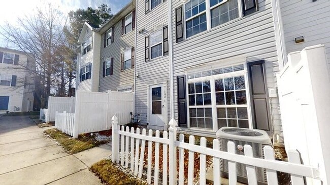 2920 Barrymore St in Raleigh, NC - Building Photo - Building Photo