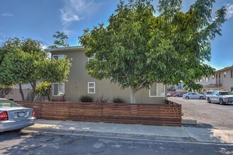490 California St in Santa Clara, CA - Building Photo - Building Photo