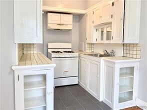 234 Crescent Ave in Buffalo, NY - Building Photo - Building Photo