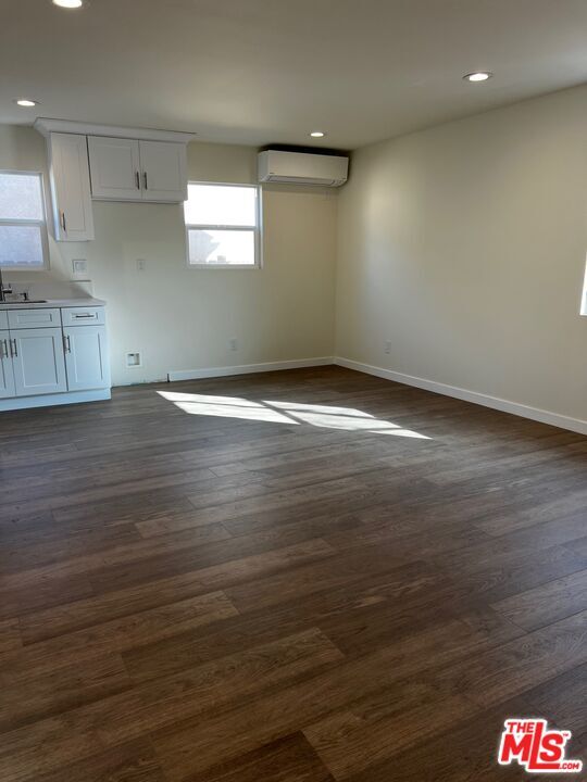 636-634 E 87th St in Los Angeles, CA - Building Photo - Building Photo