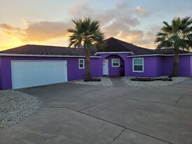 14157 Whitecap Blvd in Corpus Christi, TX - Building Photo